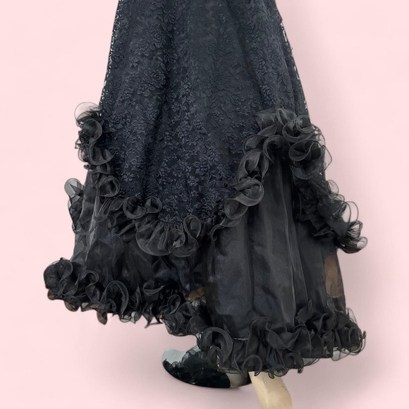 1980s Gothic Black Lace Gown | Whimsigoth Tulle Bustle | Black Wedding‎ Dress S - Picture 5 of 9